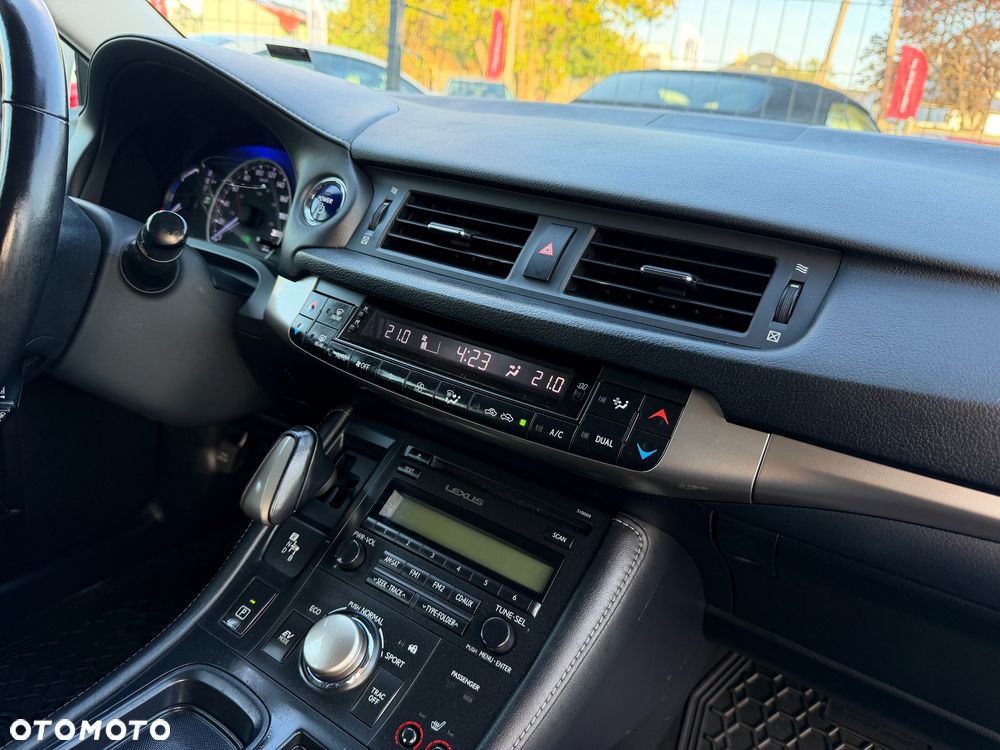 Lexus CT 200h Comfort EU6 - 30