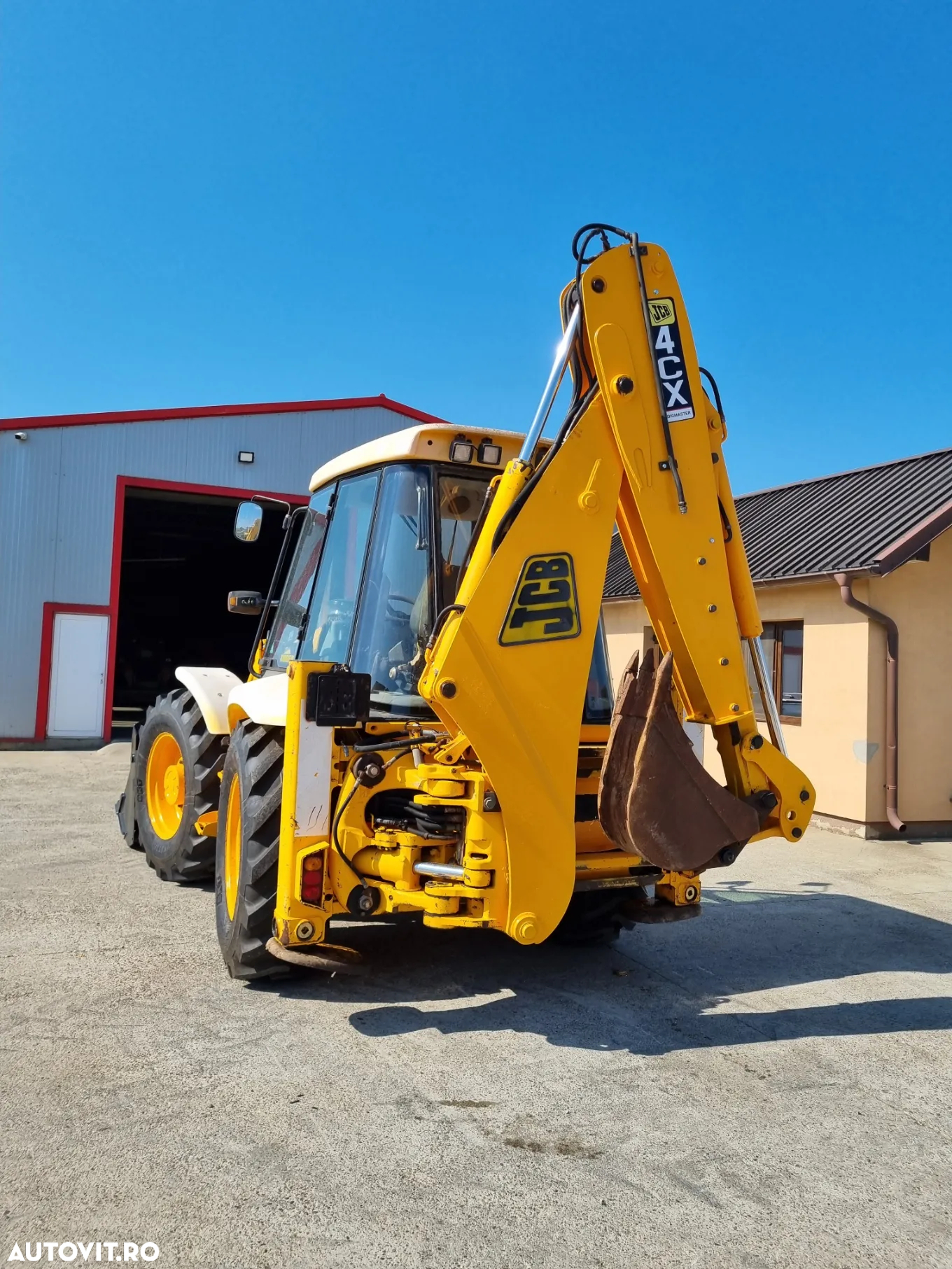 JCB 4CX - 10