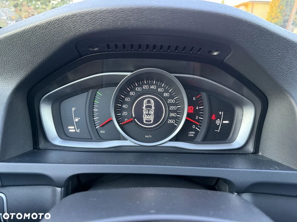 Volvo V60 - 19