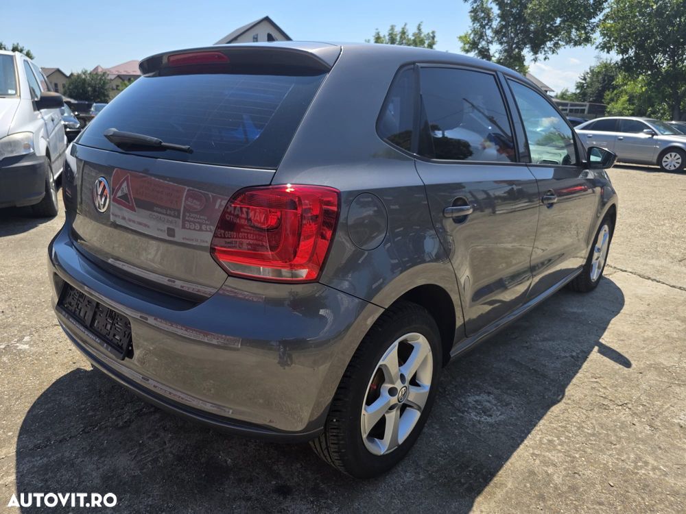 Volkswagen Polo 1.4 FSI - 9