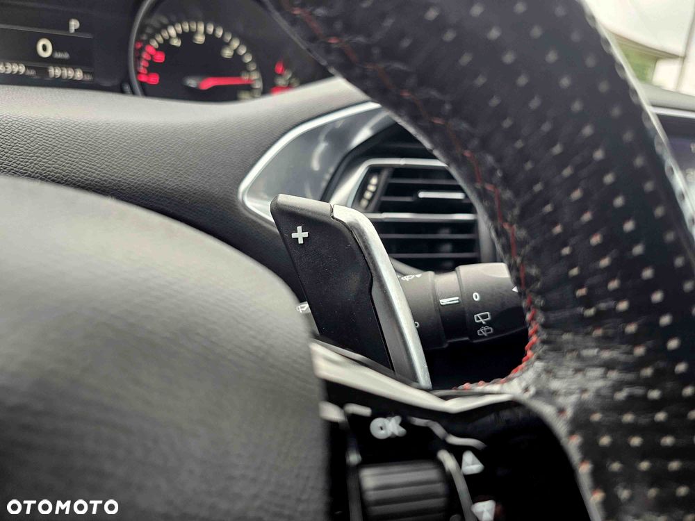 Peugeot 308 - 30