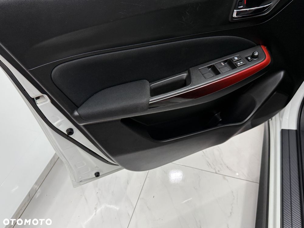 Suzuki Swift 1.4 T Sport - 12