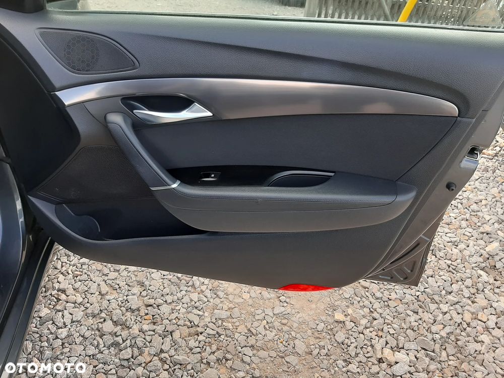 Hyundai i40 Kombi blue 1.6 Family - 27