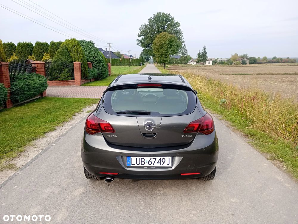 Opel Astra 1.4 Turbo Cosmo - 31