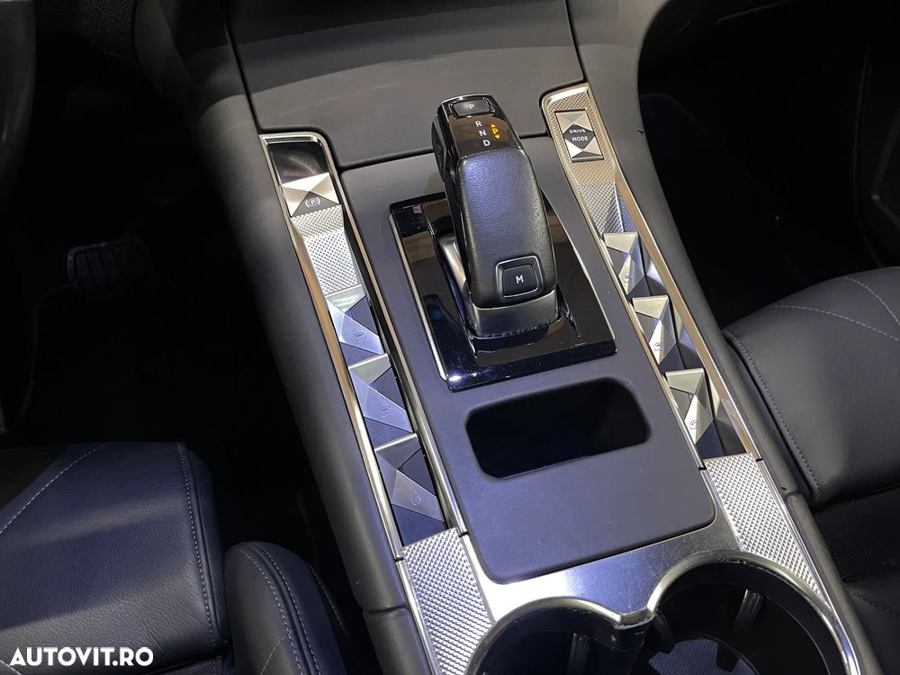 DS Automobiles DS 7 Crossback 1.6 PureTech 180 S&S EAT8 RIVOLI - 25