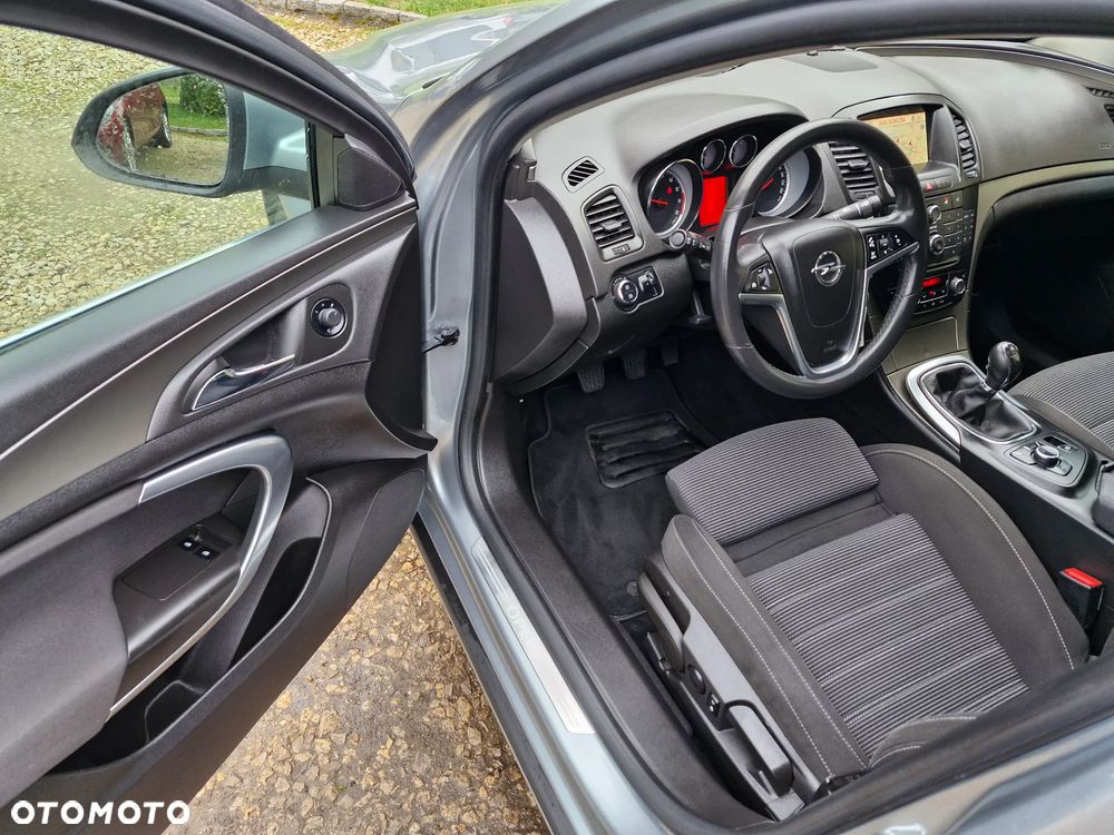 Opel Insignia 1.4 T Cosmo S&S - 14