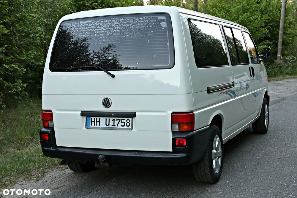 Volkswagen Multivan - 25