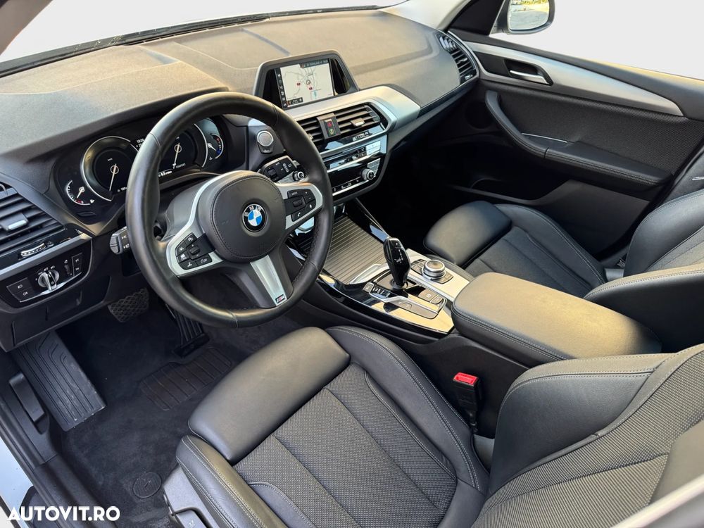 BMW X3 xDrive20i AT xLine - 8