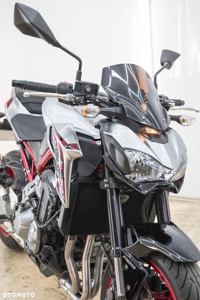 Kawasaki Z 900 - 11