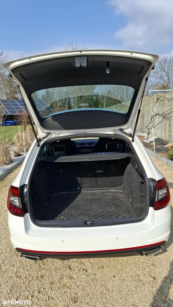 Skoda Octavia 2.0 TDI 4x4 RS DSG - 9