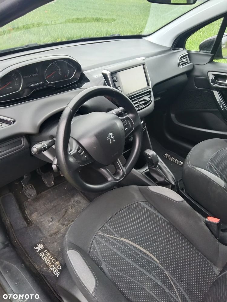 Peugeot 208 1.4 VTi Active - 10