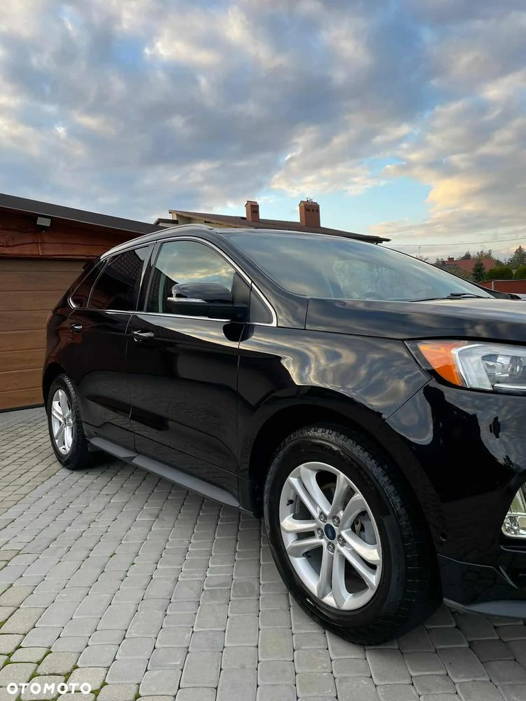 Ford Edge - 2