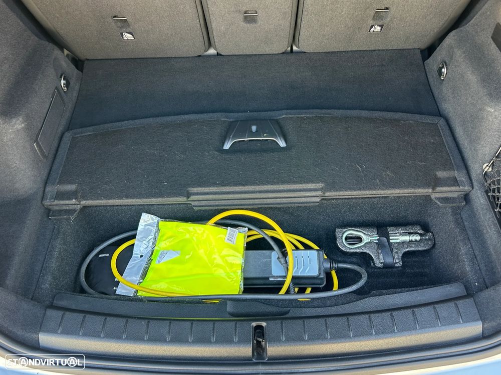 BMW 225xe Active Tourer Pack M - 27