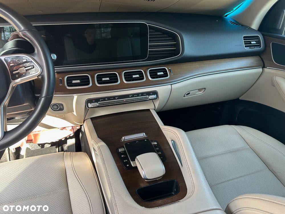 Mercedes-Benz GLE 300 d 4-Matic - 13