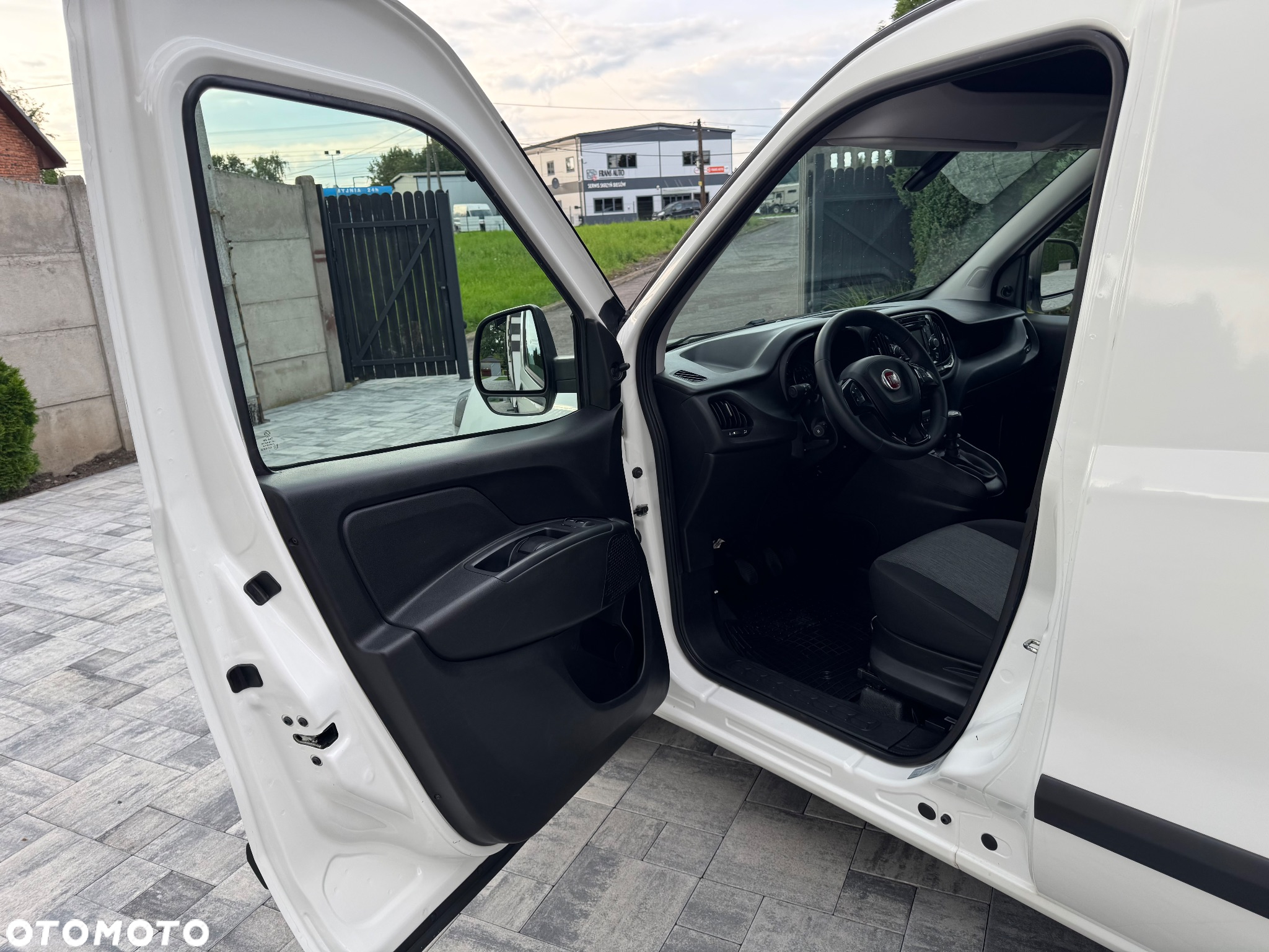 Fiat Doblo - 11