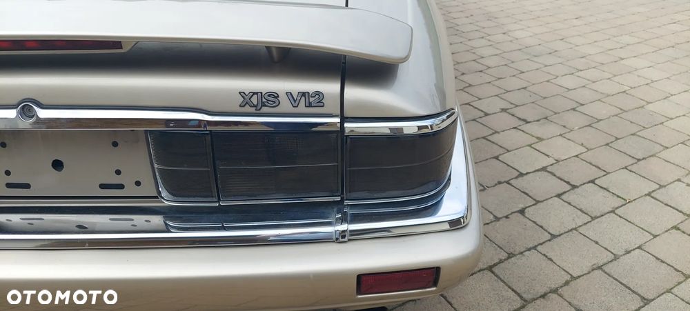 Jaguar XJS - 18