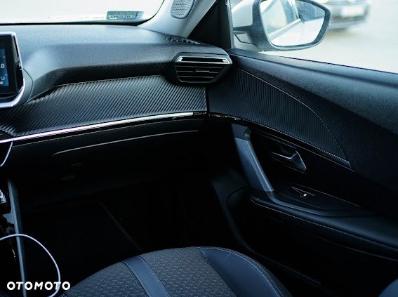 Peugeot 2008 1.2 PureTech Allure Pack S&S EAT8 - 18