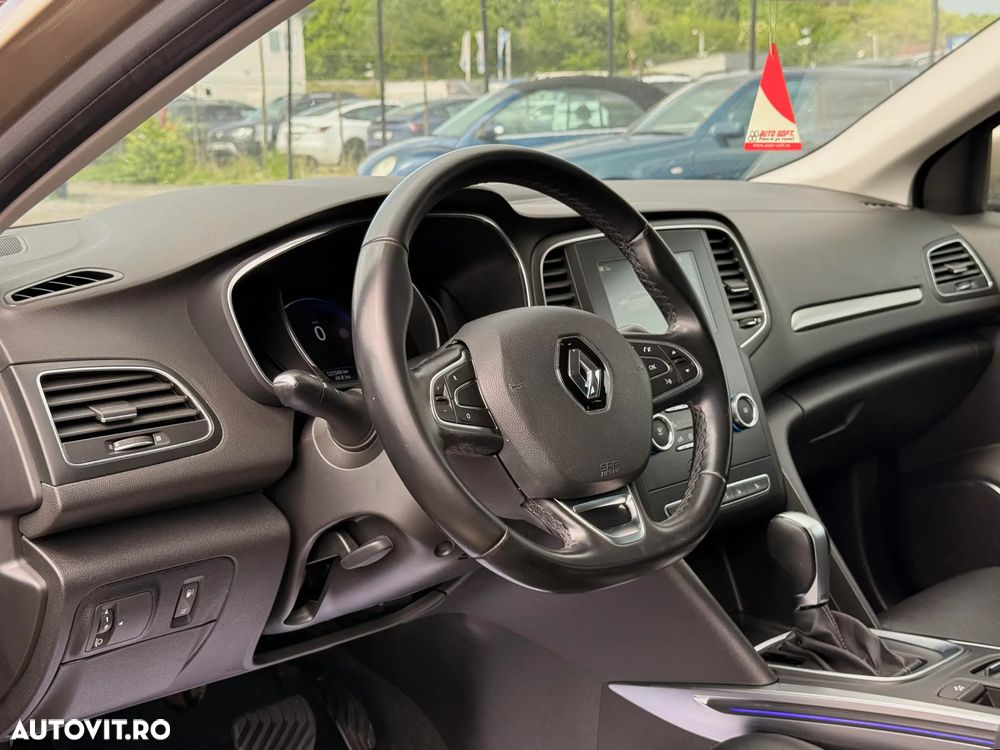 Renault Megane TCe EDC Intens - 18