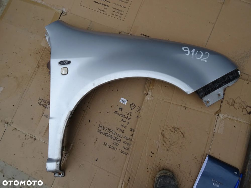 Błotnik Prawy Przód Skoda Fabia I 9102