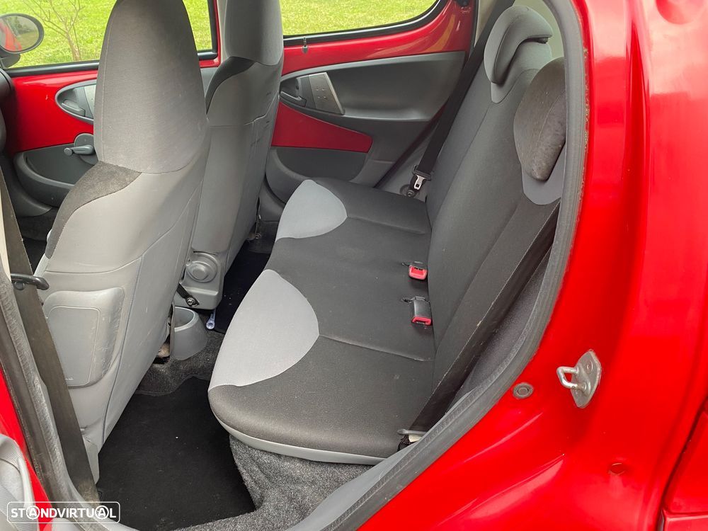 Peugeot 107 1.0 Trendy - 7