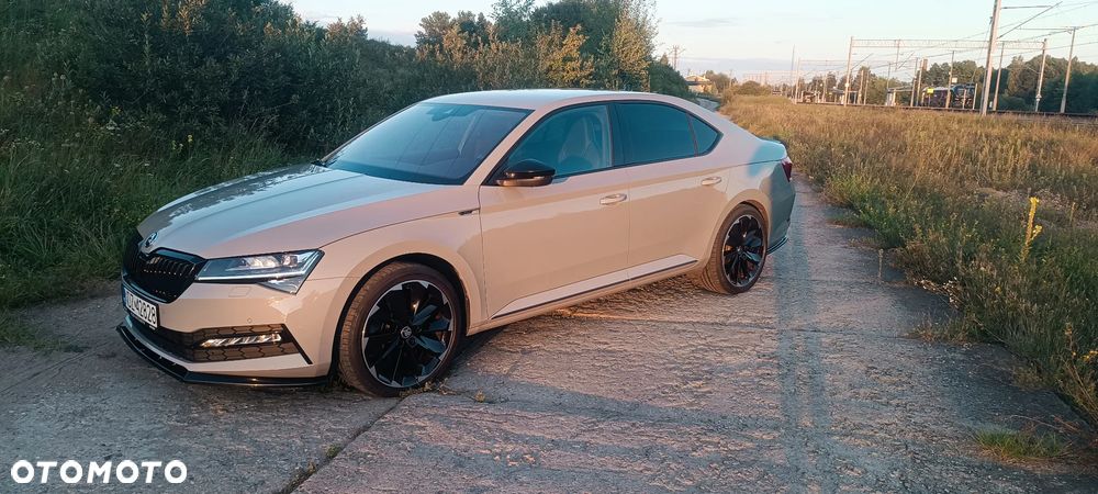 Skoda Superb 2.0 TSI Sportline DSG - 4