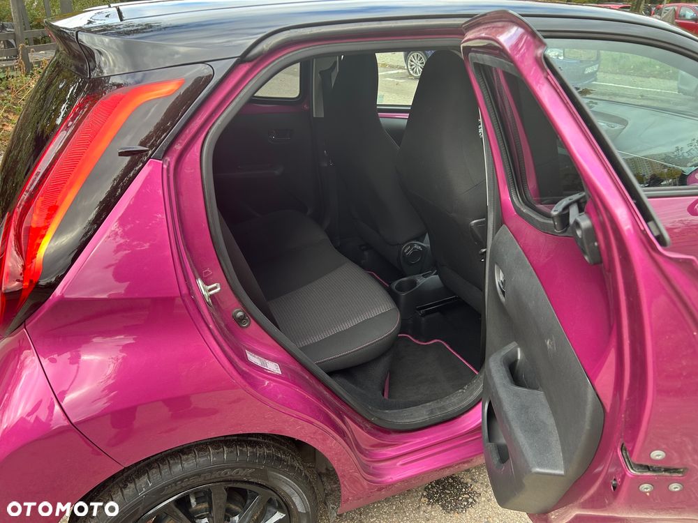 Toyota Aygo 1.0 VVT-i Color Edition - 17