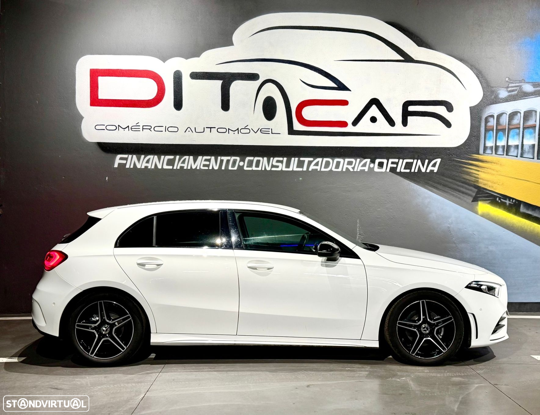 Mercedes-Benz A 160 AMG Line - 10