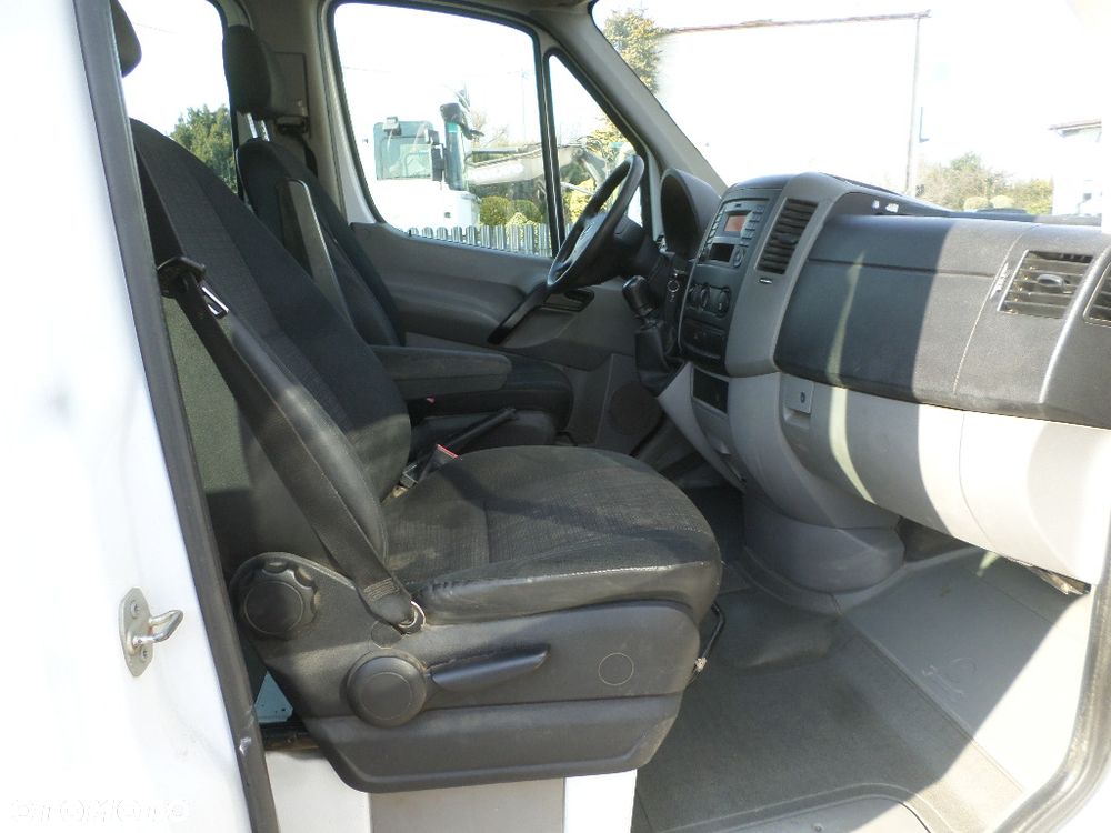 Mercedes-Benz Sprinter Doka 216 DCI - 7