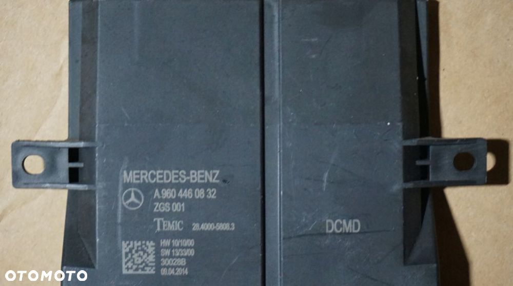 Moduł drzwi 9604460832 sterownik Mercedes Actros