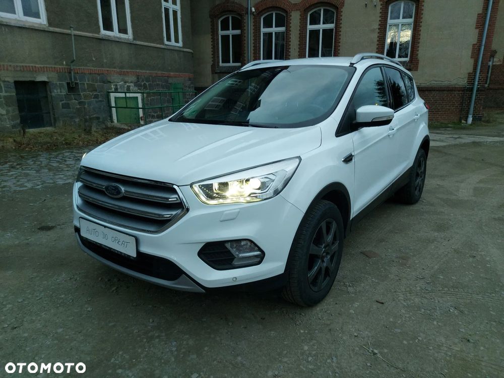Ford Kuga 1.5 EcoBoost 2x4 Trend - 3