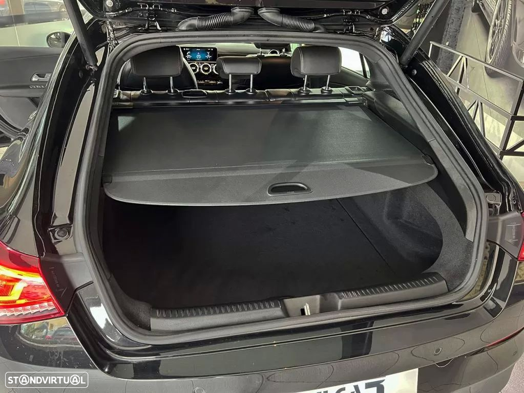 Mercedes-Benz CLA 180 d Shooting Brake Business Solutions - 22
