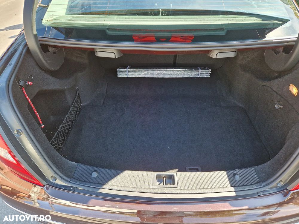 MERCEDES-BENZ C-Class 2011 — imagine 12