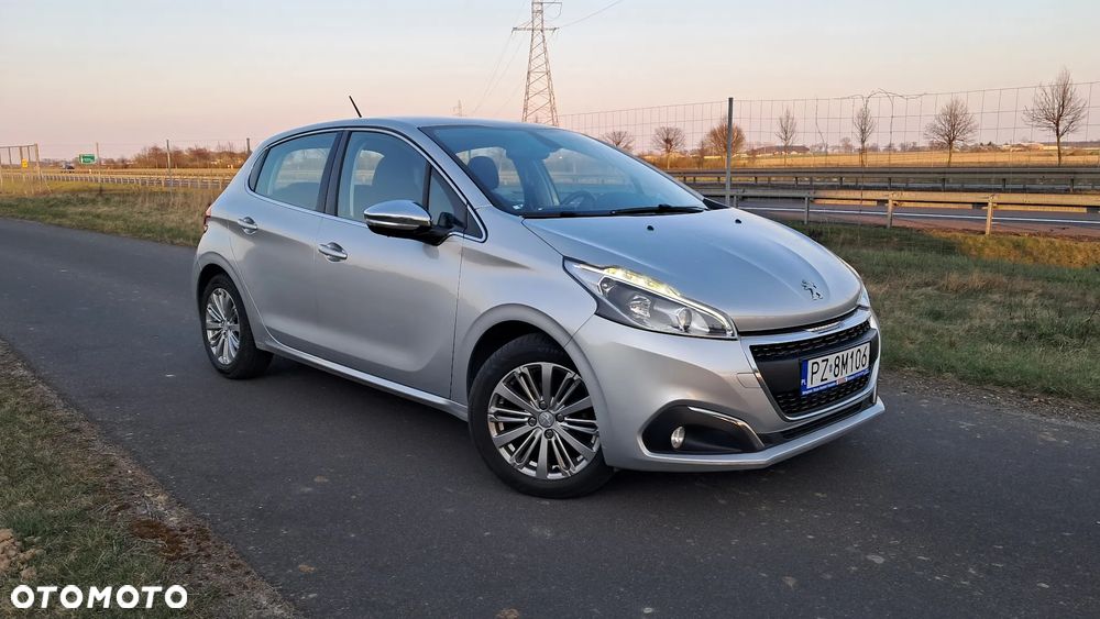 Peugeot 208 1.2 PureTech Allure - 7