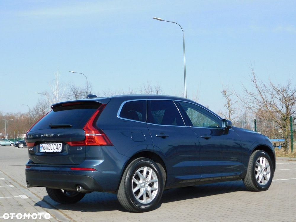 Volvo XC 60 D3 Momentum Pro - 4