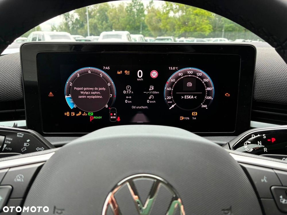 Volkswagen T-Roc - 16