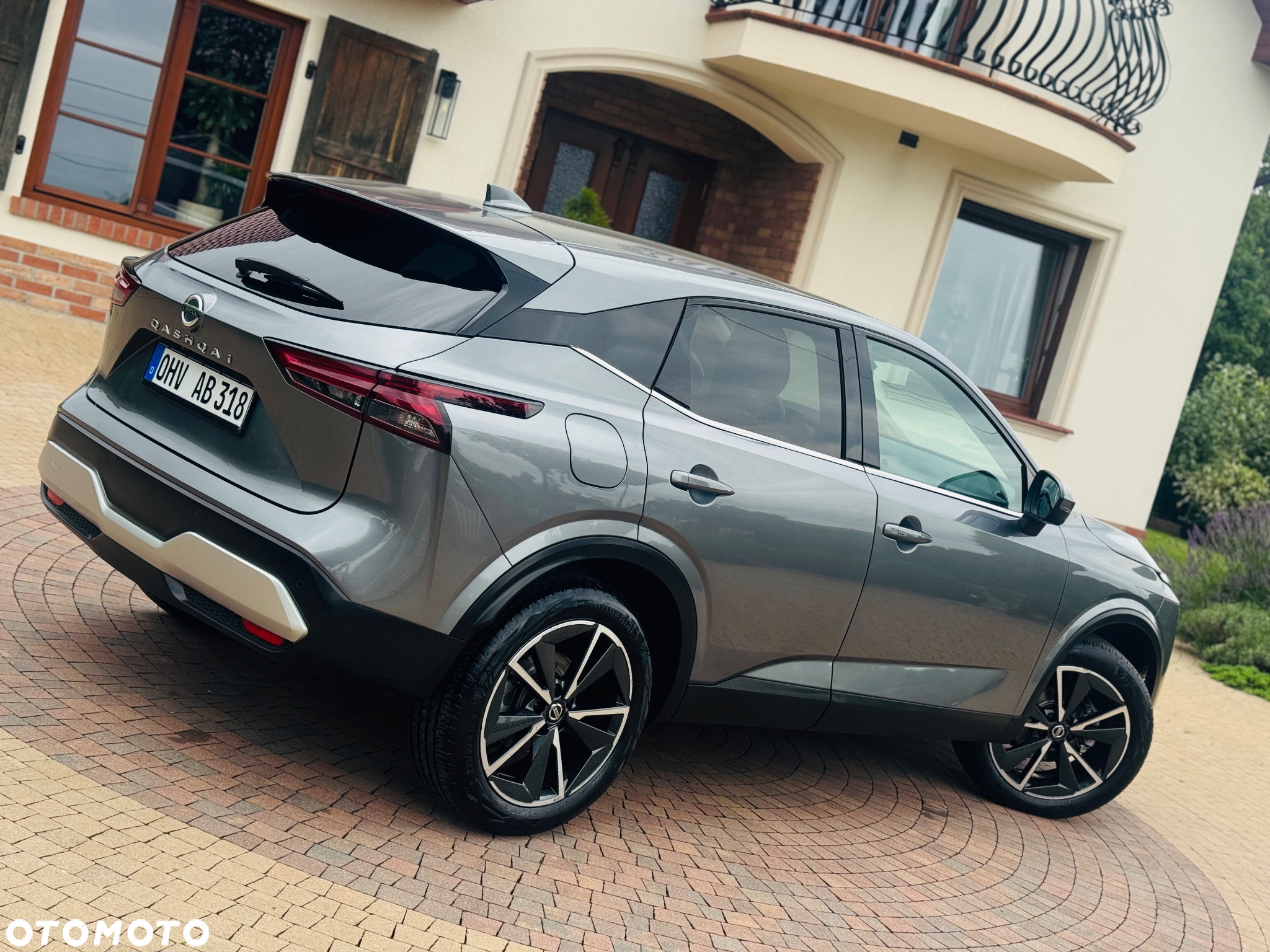 Nissan Qashqai 1.3 DIG-T MHEV Tekna - 4