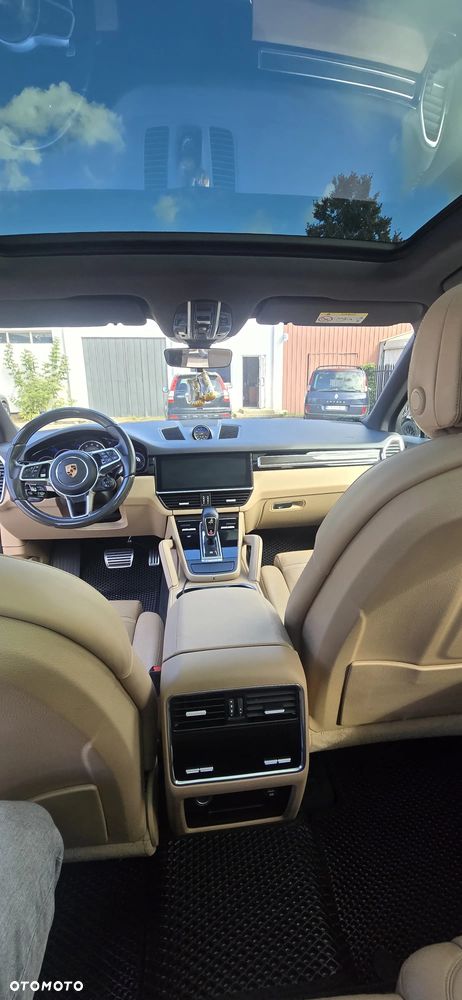 Porsche Cayenne Standard - 13