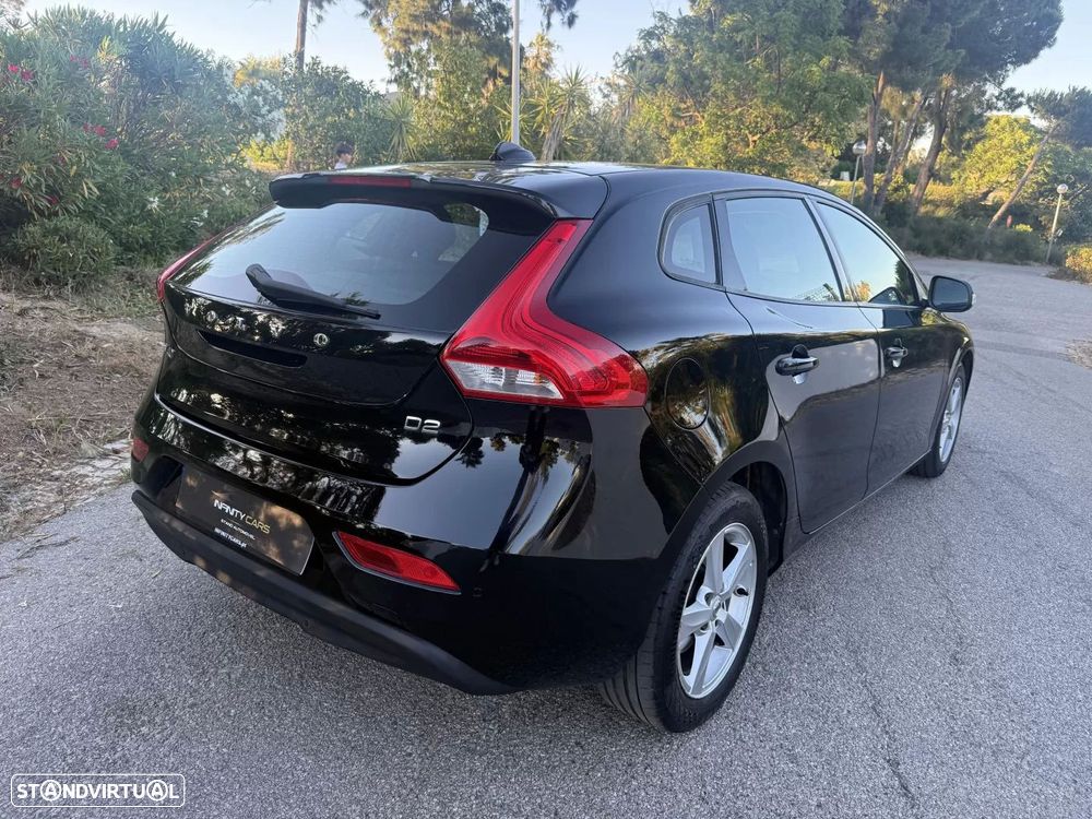 Volvo V40 2.0 D2 Kinetic - 5