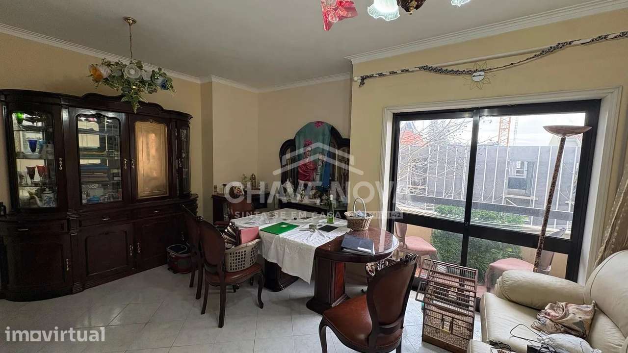 Apartamento T3 no centro de Espinho com garagem box - Grande imagem: 2/16