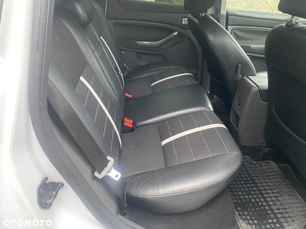 Ford Kuga 2.0 TDCi 4x4 Trend - 20