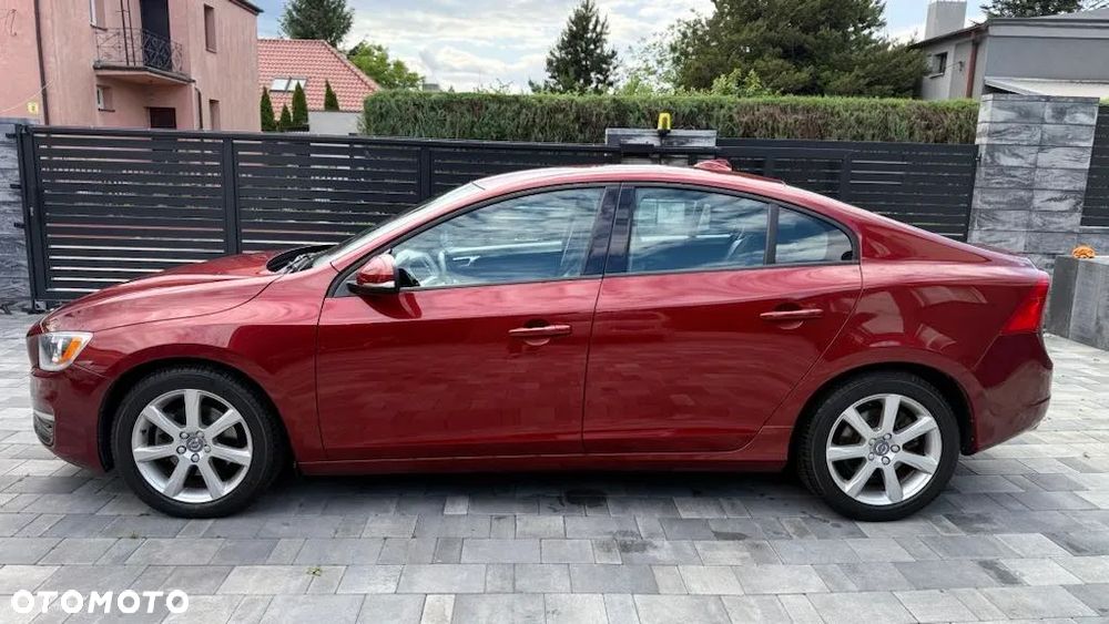 Volvo S60 T5 Momentum - 5