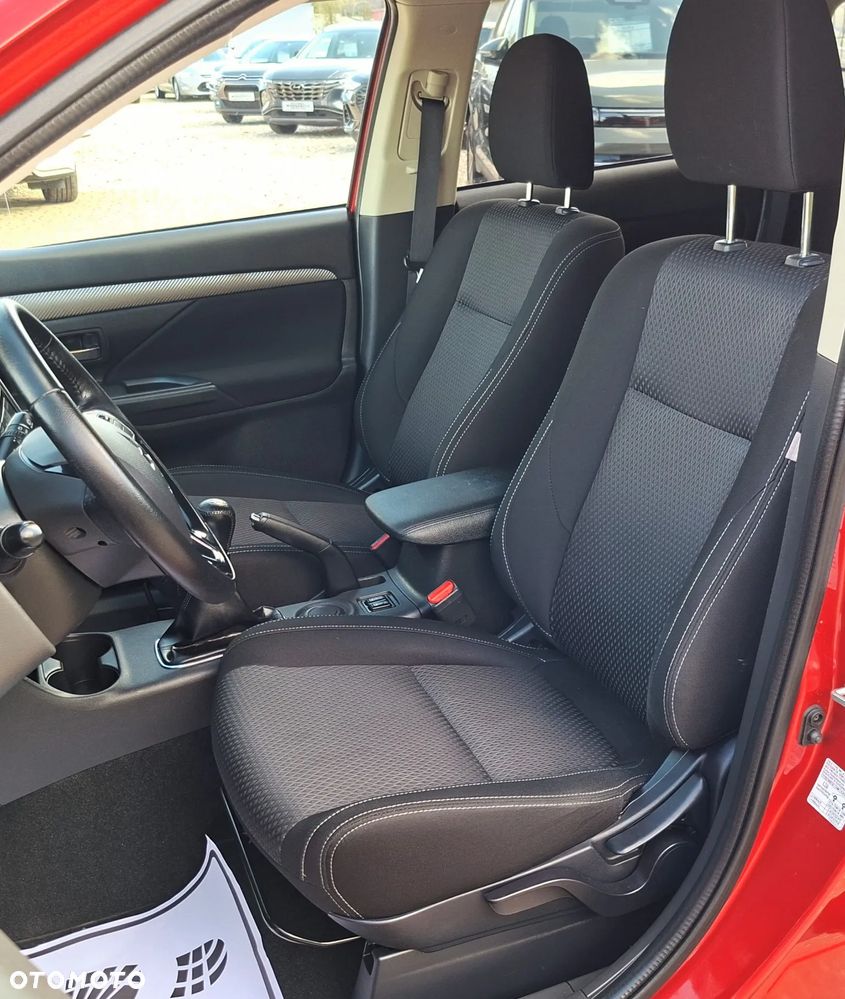 Mitsubishi Outlander 2.0 2WD Edition - 19