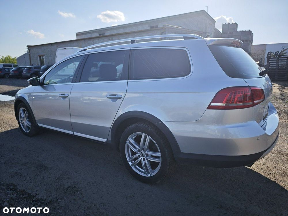 Volkswagen Passat Alltrack 2.0 TSI 4Mot DSG - 3