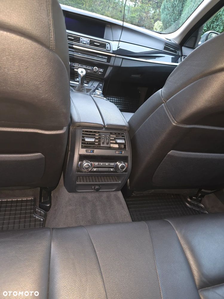 BMW Seria 5 520d Modern Line - 9