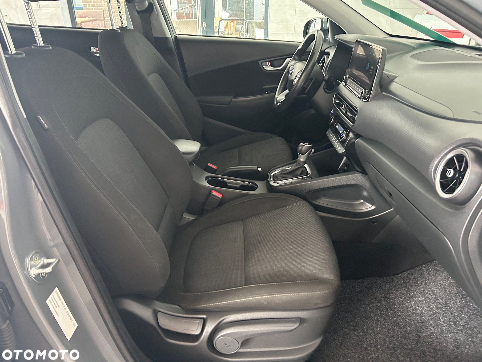 Hyundai Kona 1.6 GDI DCT Hybrid Premium - 31