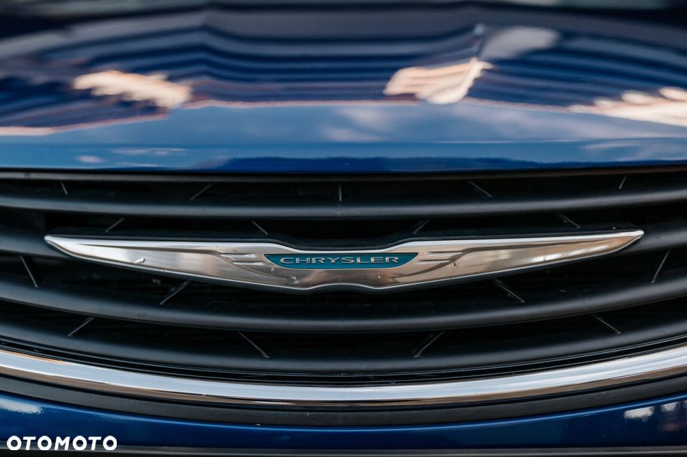 Chrysler Pacifica - 6