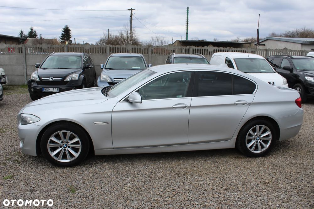 BMW Seria 5 520d - 12