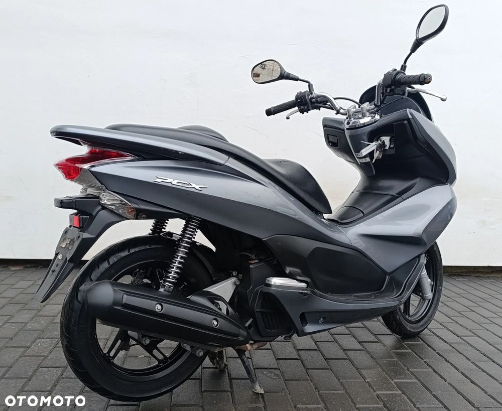 Honda PCX - 5