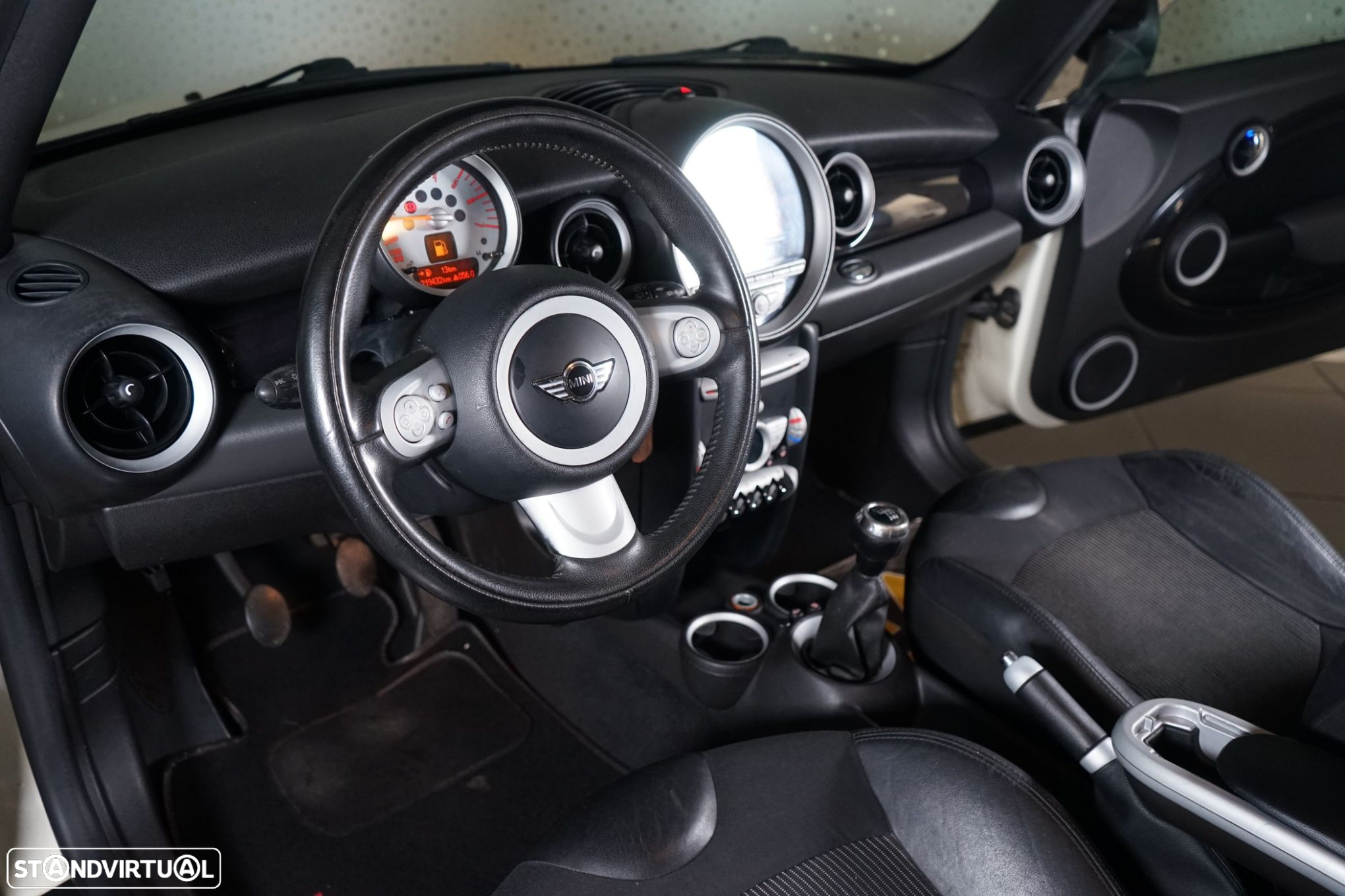 MINI Clubman Cooper D - 15