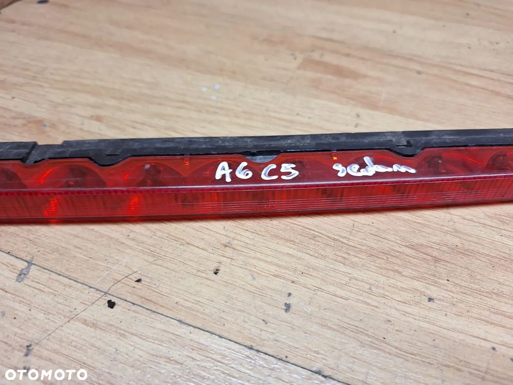 Światło stop audi a6 c5 sedan 4b0945097 - 4